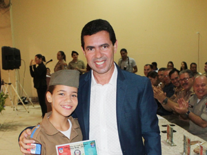 Prefeito Ediel Leite prestigia solenidade de formatura do alunos do Projeto Pelotão Mirim