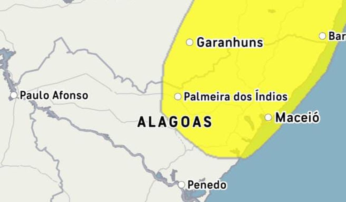 Alagoas tem terça-feira de muitas nuvens e possibilidade de chuva no litoral