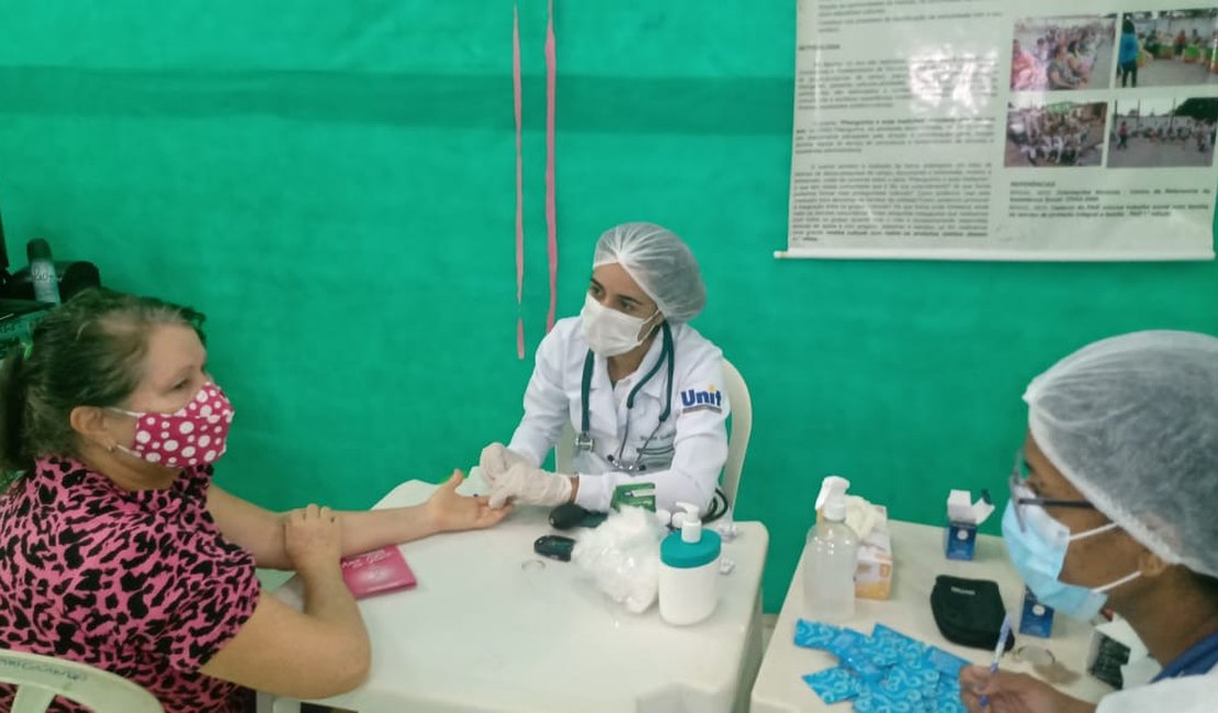 Saúde da mulher: Cras Pitanguinha recebe atividade do Maceió Rosa