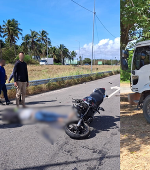 Motociclista morre após colidir contra caminhão na AL-101 Sul