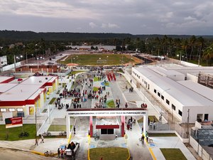 Marechal inaugura 1ª etapa do maior complexo educacional e esportivo de Alagoas