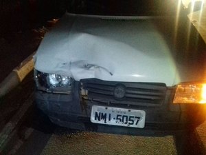 Colisão entre veículos deixa um ferido na AL-220