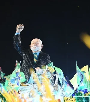 Desfile em homenagem a Lula: partido Novo e Flávio Bolsonaro anunciam ações