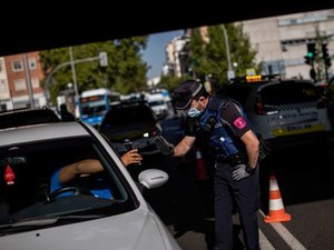 Madri avalia toque de recolher para conter 2ª onda da Covid-19