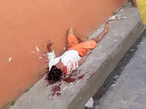 Apedrejamento no Clima Bom deixa homem em estado de saúde crítico