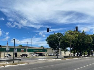 Novo retorno começa a operar na Av. Durval de Góes Monteiro neste sábado (28)