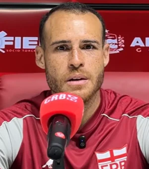 CRB apresenta Pedro Castro como quinto reforço para a temporada 2026