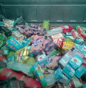 Vigilância Sanitária apreende 300 kg de alimentos estragados no bairro Levada