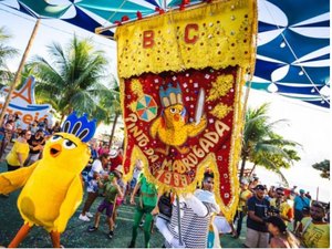 Tradicional bloco Mungunzá do Pinto abre alas para o Carnaval em Maceió