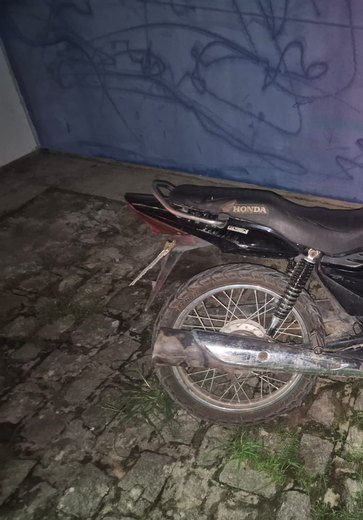 Jovens são detidos com veículo irregular e drogas no município de Novo Lino