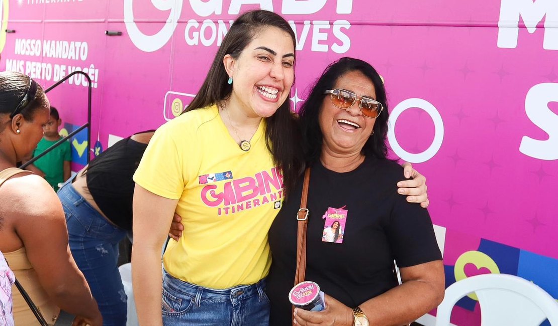 Gabinete Itinerante da deputada Gabi Gonçalves leva serviços gratuitos a Maribondo