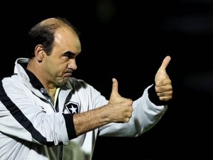 Multa era verbal, Gomes deixa Botafogo e assume São Paulo