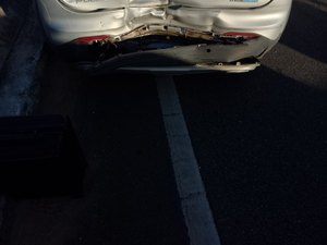 Engavetamento deixa mulher ferida na Ponte Divaldo Suruagy, em Maceió