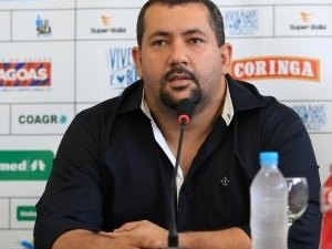 Presidente do ASA viaja ao Rio de Janeiro para debater melhorias para os clubes da Série C