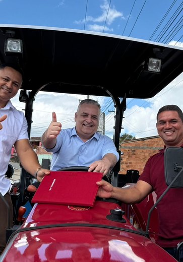 Em Joaquim Gomes, Alfredo Gaspar realiza entregas e destina R$ 514 mil ao município