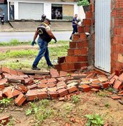 Prefeitura remove construção irregular em área de conservação ambiental