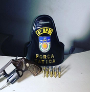 Força Tática prende jovem com arma de fogo e munições no bairro do Farol