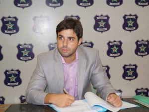 Polícia realiza operação de combate à venda clandestina de gás