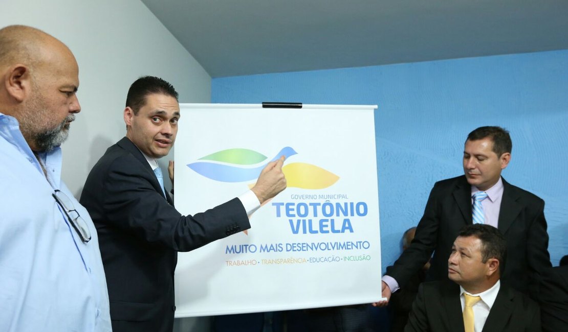 Joãozinho Pereira anuncia realização de Concurso Público em Teotônio Vilela