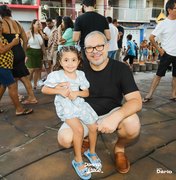 Domingo na Praça estreia com sucesso e promete virar tradição em Feira Grande