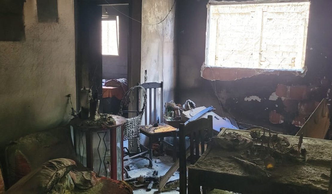 Três pessoas morrem em incêndio no Condomínio Vale Bentes II