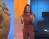 Bolo curioso do papa Leão 14 faz âncora da CNN Brasil cair na risada ao vivo