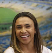 Com Marta como embaixadora, Tesouro quer atrair mais investidores