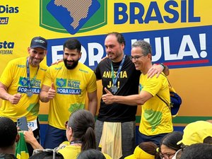 Carlos Bolsonaro confirma Gaspar como candidato de Jair Bolsonaro ao Senado