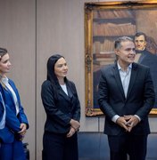 Cícero Cavalcante lidera comitiva e consolida apoios em Brasília