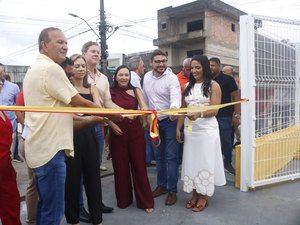 Prefeita inaugura obras para comemorar Emancipação Política de São Luís do Quitunde