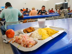 Restaurante Popular de Maceió reduz preço sem baixar qualidade