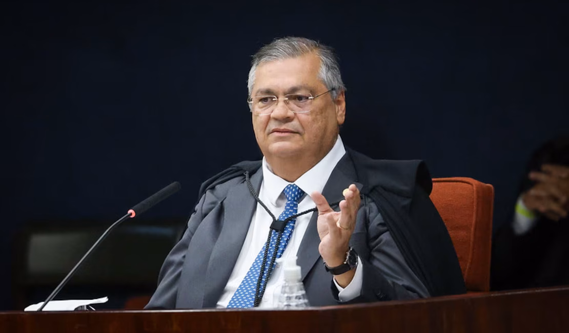 Dino pede que PF adote medidas e identifique autores de ameaças contra ele