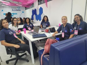 Estudantes da rede estadual participam de maratona de inovação para mulheres