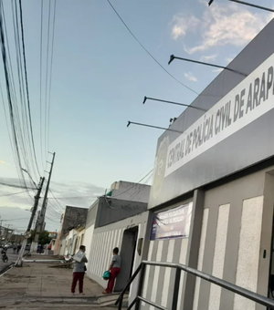 Dupla é presa suspeita de furtar motocicleta e esconder veículo em estabelecimento em Arapiraca