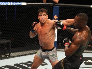 Agente de Paulo Borrachinha detona atitude de Israel Adesanya após vitória: 'Coisa de vagabundo'