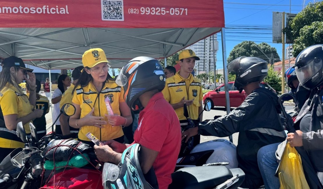 Campanha reforça práticas de segurança viária para motociclistas no Farol
