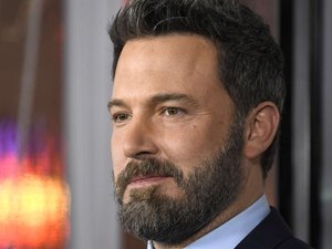 Ben Affleck estava há dias sem comer ou tomar banho antes de internação