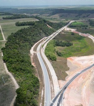 Obras de infraestrutura de transportes avançam e promove crescimento econômico de AL