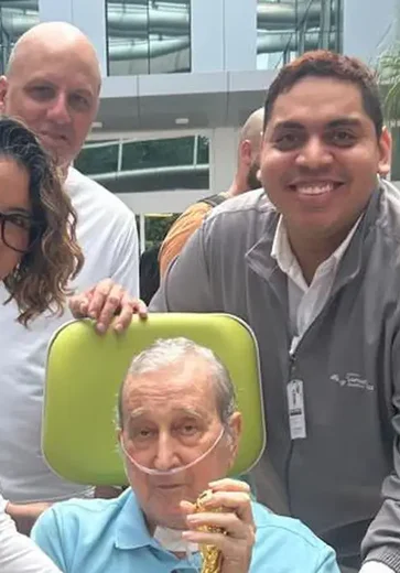 Ex-técnico da Seleção, Parreira recebe alta após 80 dias internado