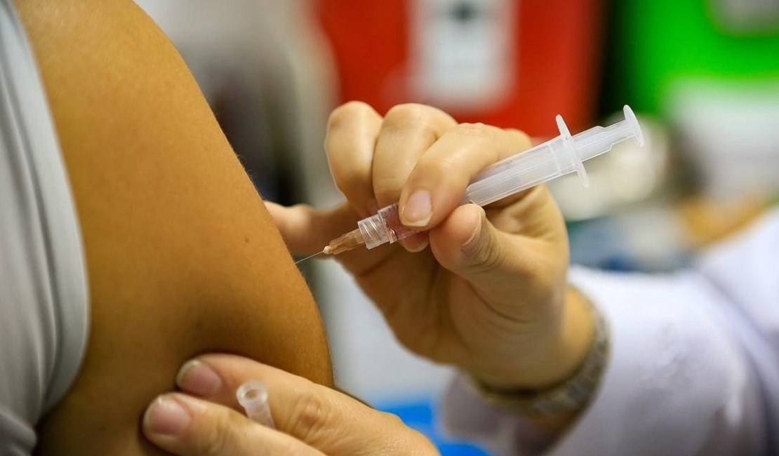 Vacinação contra polio e atualização vacinal começam na próxima segunda-feira (05)