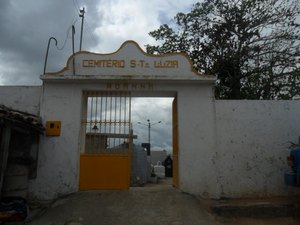 Homem é assassinado a tiros perto de igreja em Porto Calvo