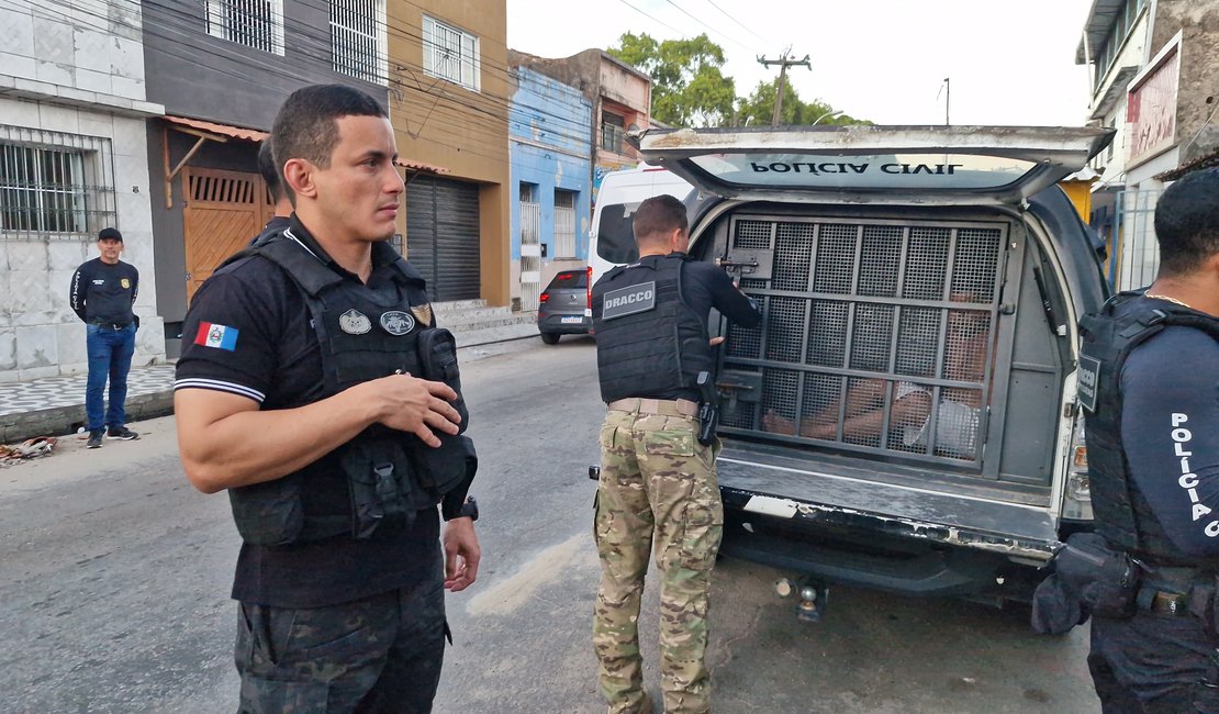 Polícia deflagra operação contra diversos crimes em AL e prende mais de 20 suspeitos