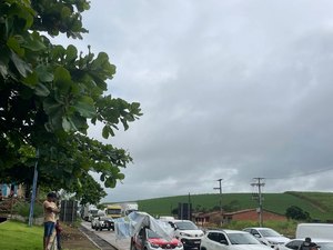 BR-101,  em Novo Lino, é liberada após protesto bloquear os dois sentidos da rodovia