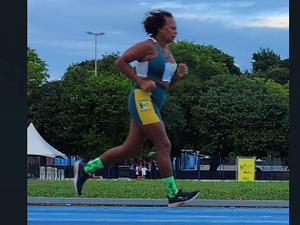 [Vídeo] Ultramaratonista arapiraquense se torna bicampeã da Copa do Brasil Master de Atletismo na PB