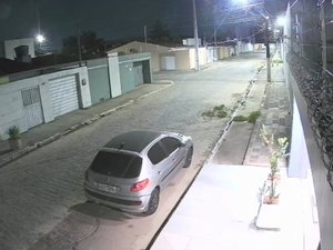 Residência é invadida e furtada durante a madrugada em Arapiraca