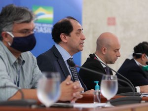 Governo propõe ajuda de R$ 77,4 bilhões a estados e municípios