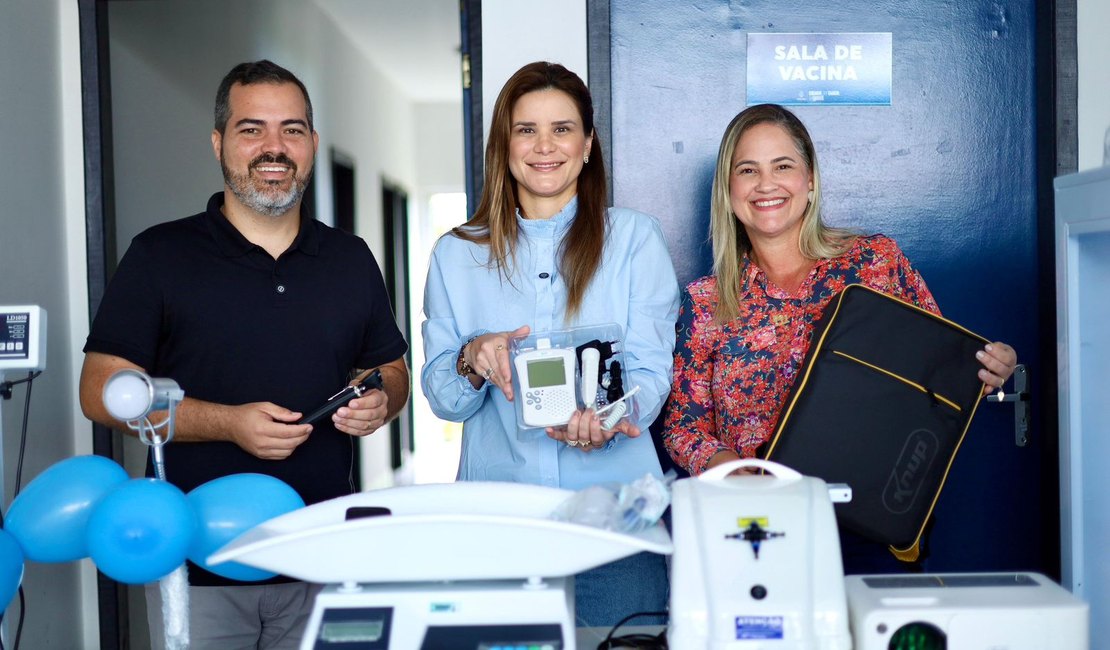 Prefeita Ceci entrega novos equipamentos às Unidades Básicas de Saúde de Atalaia