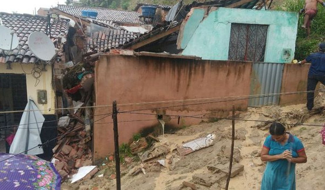 Idosa morre após deslizamento de barreira em São Luís do Quitunde