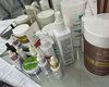 Vigilância interdita clínica de estética clandestina que usava produtos vencidos, em Maceió