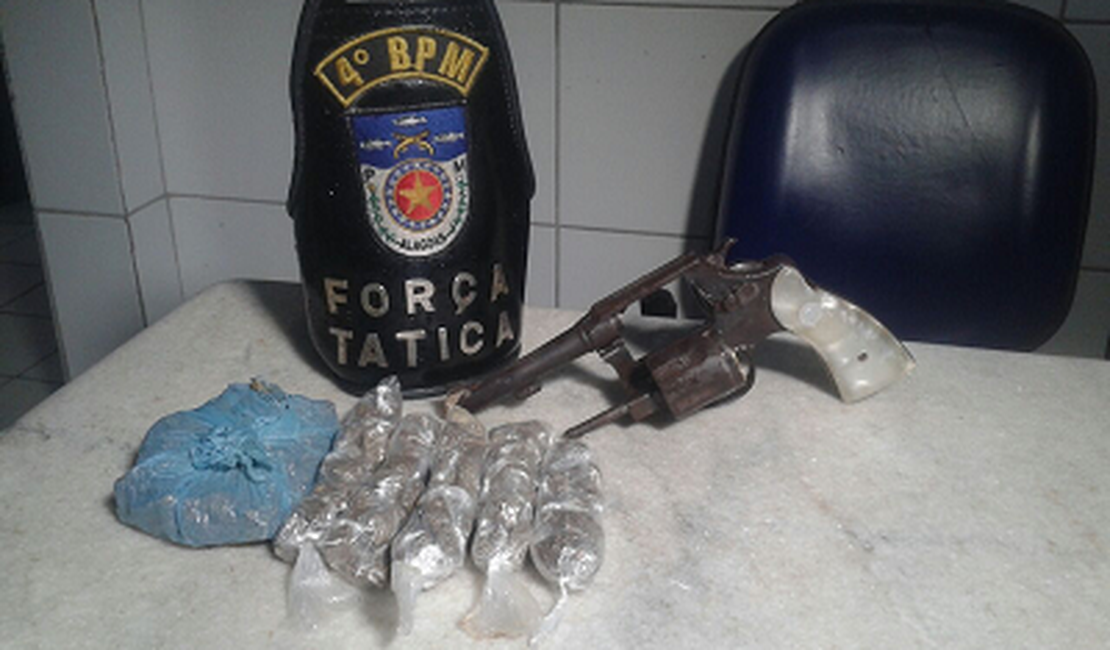Força Tática prende jovem com arma de fogo e drogas no bairro da Chã da Jaqueira